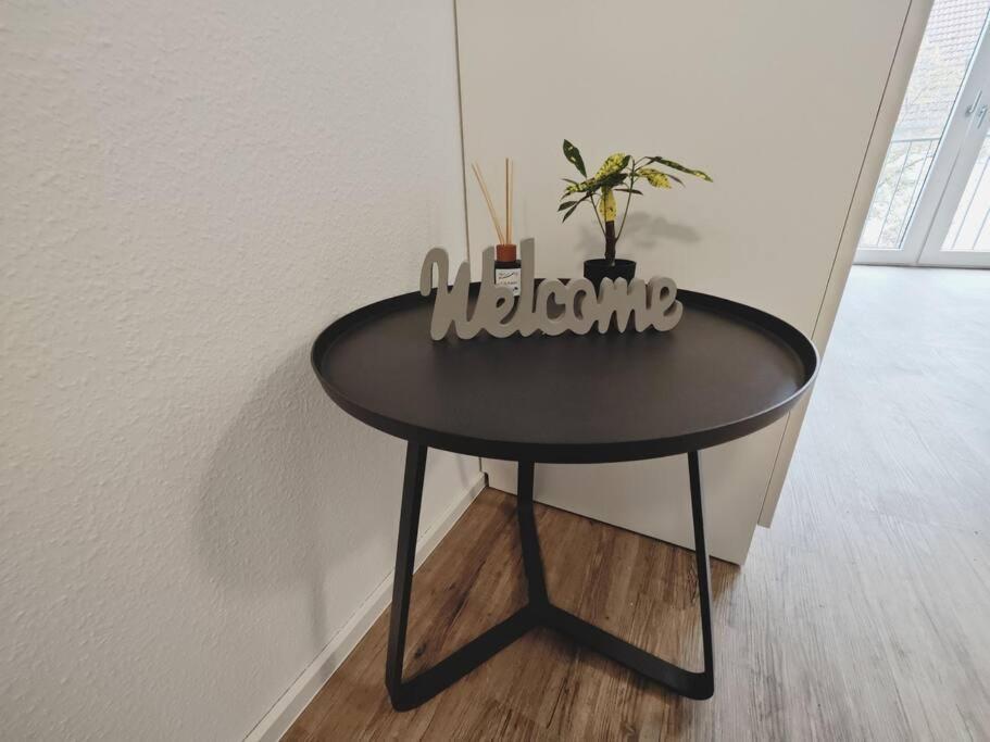 Ticasa Wave-Zentral-Outlet-Aufzug-Stylisch-Unique Метцинген Экстерьер фото