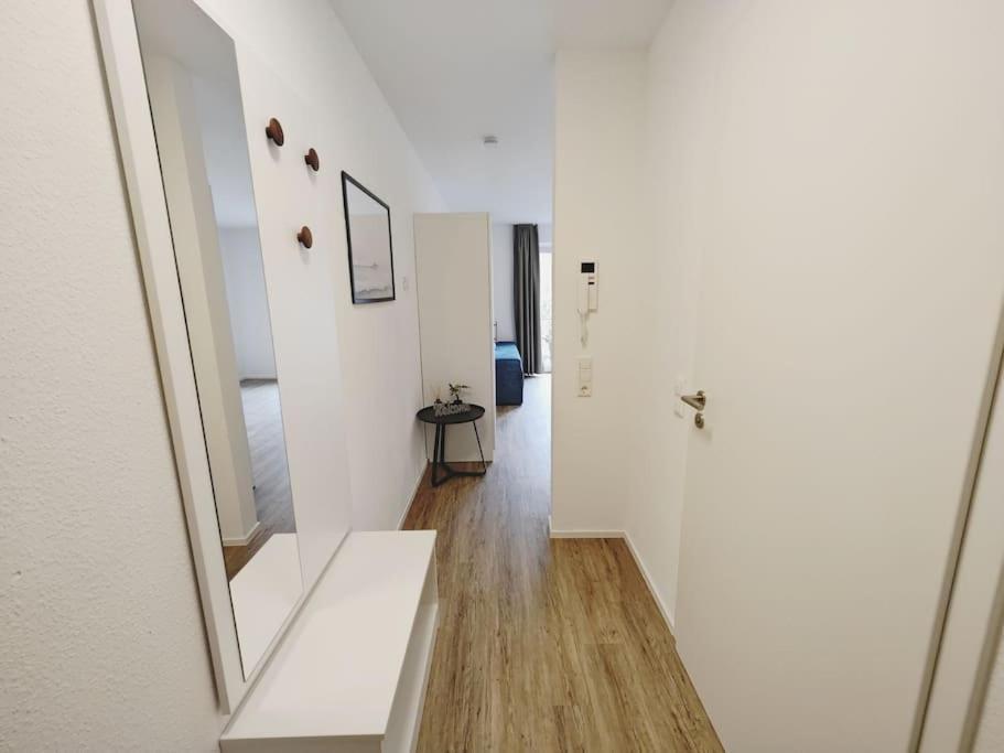 Ticasa Wave-Zentral-Outlet-Aufzug-Stylisch-Unique Метцинген Экстерьер фото